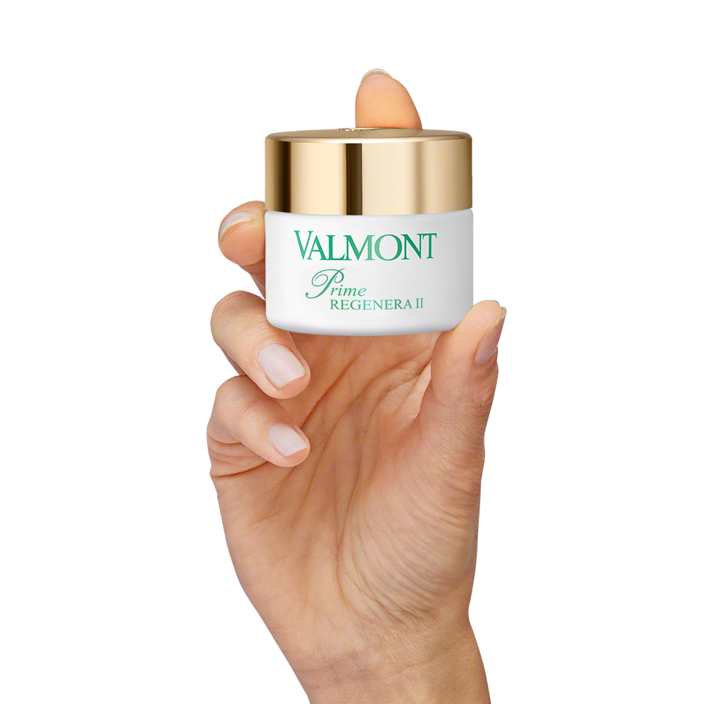 Hand holding Valmont Prime Regenera II